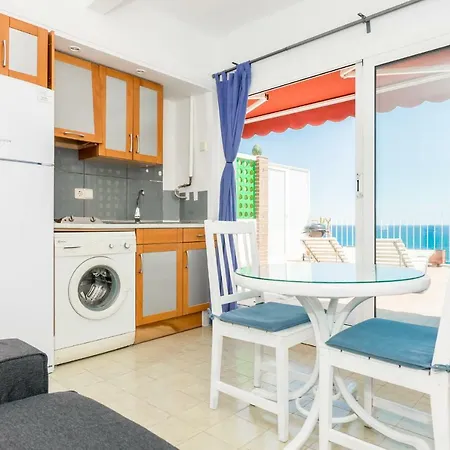 Homeholidaysrentals Neila Apartamento Pineda de Mar